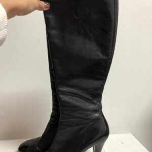 Chanel Bota Preta