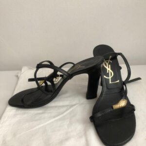 Yves Saint Laurent Sandália Serpente Preta