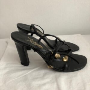 Yves Saint Laurent Sandália Serpente Preta