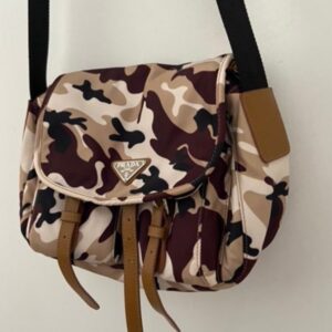 Prada Média Camuflada
