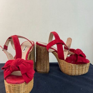 Miu Miu Camurça Vermelho