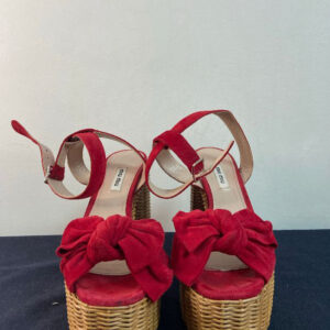 Miu Miu Camurça Vermelho